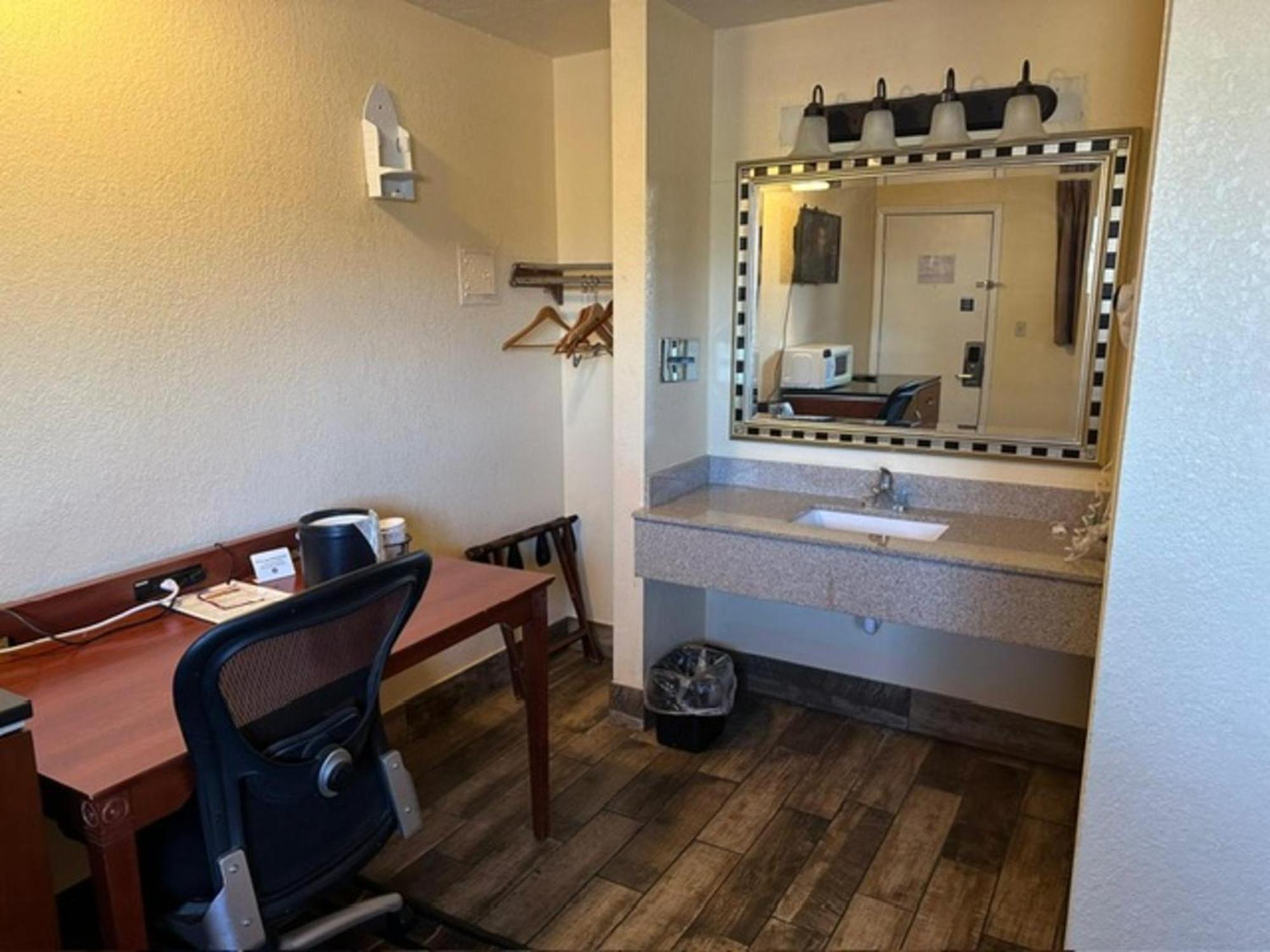 Stay Inn By Oyo Near I 80 Lincoln West Luaran gambar